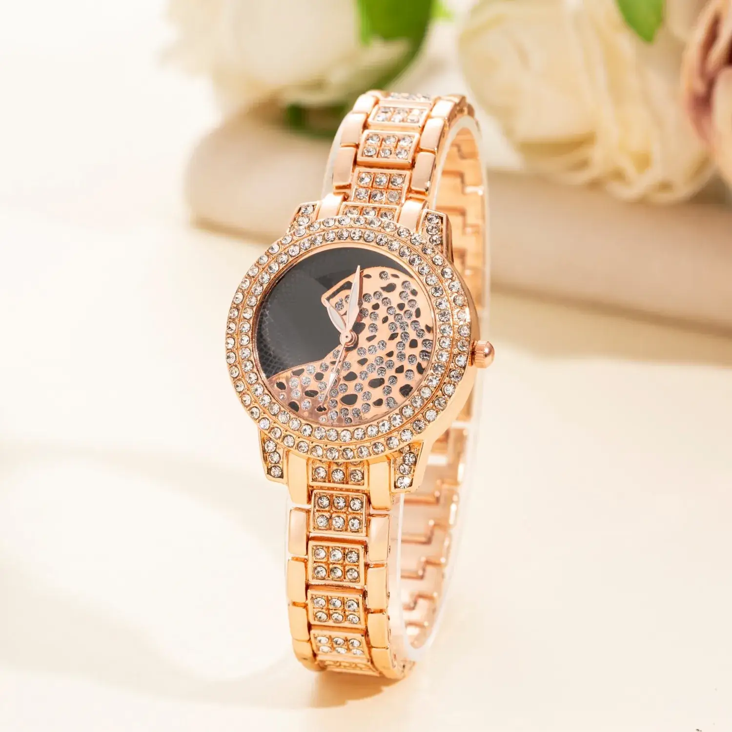 Women's Diamond Leopard Print Quartz Bracelet Watch - Image 3