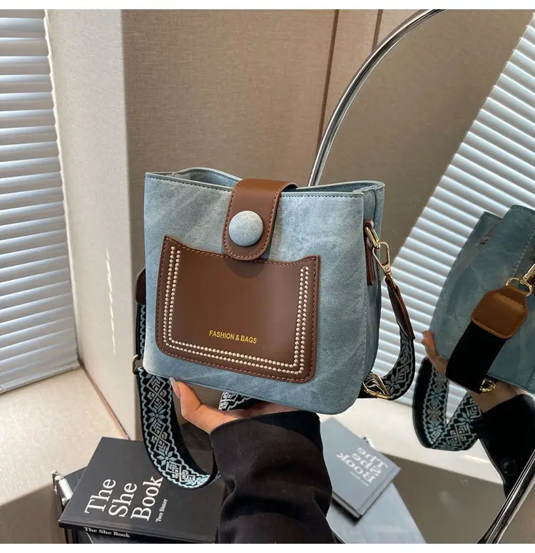 Wide Shoulder Strap Small Bag 2026 New Style — feature 29