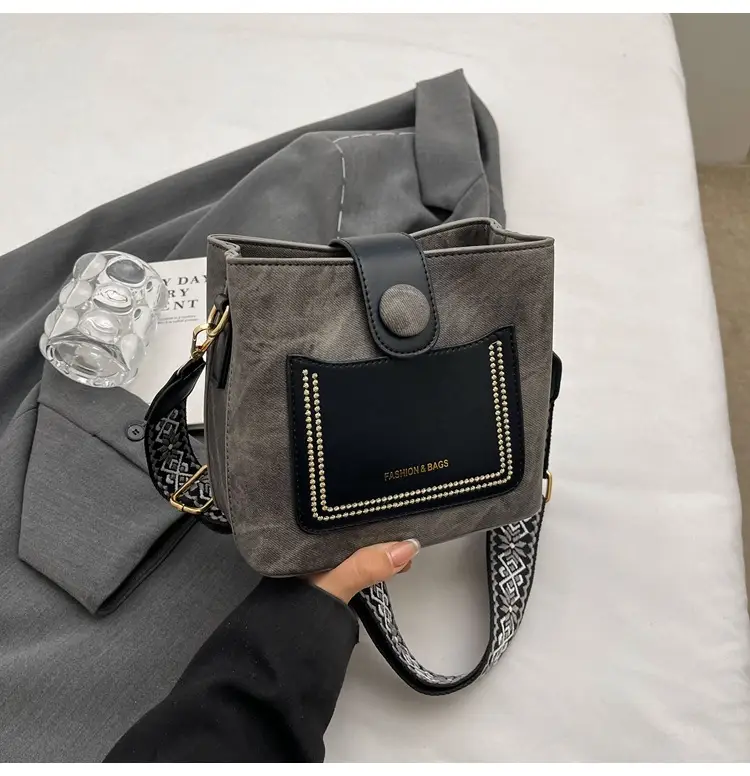 Wide Shoulder Strap Small Bag 2026 New Style — feature 33