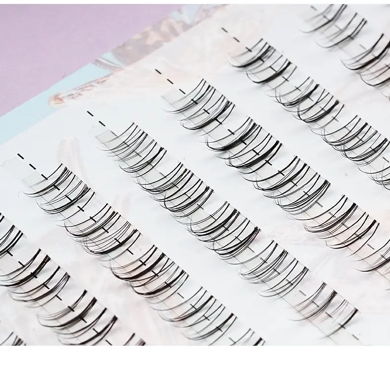 Extended False Eyelashes for Natural Look — feature 13