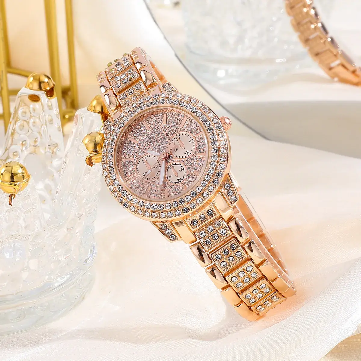 Women's Diamond Bracelet Quartz Watch Silver Sparkle - Image 5