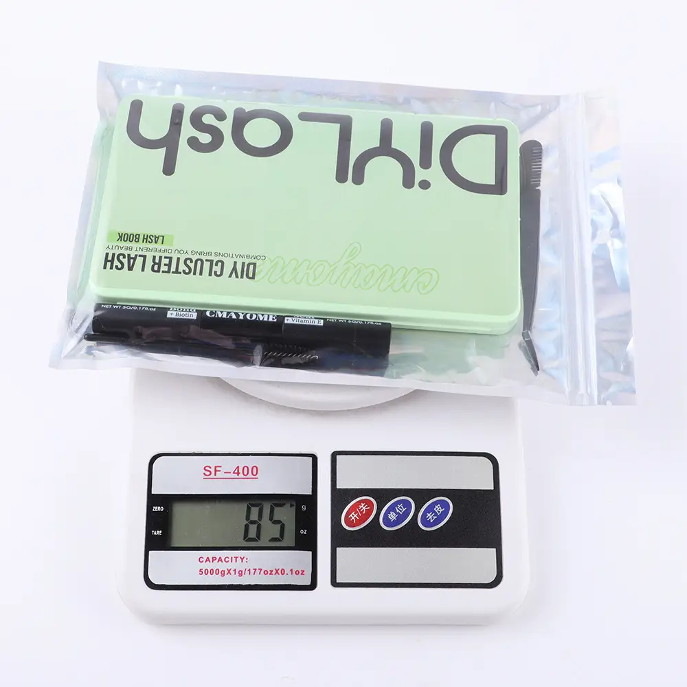 False Eyelash Set with D-Shape & Self-Grafting Clips — feature 15