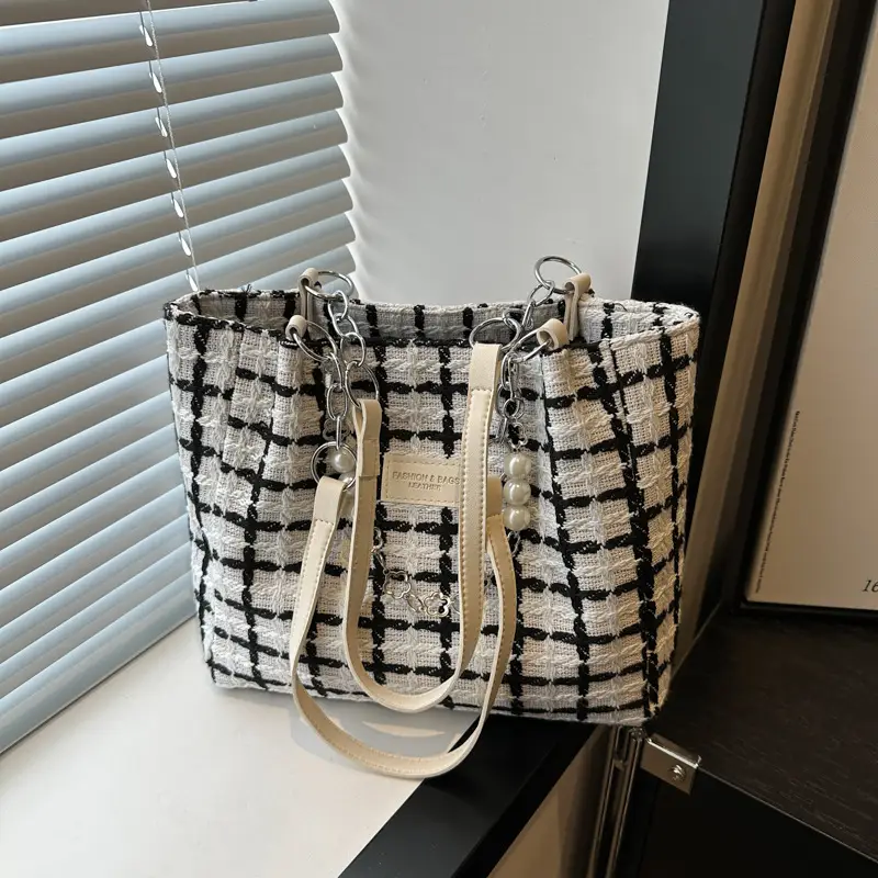 2024 New Simple Plaid Handbag Chain Decorative Large Capacity European American Women Shoulder Tote Bag - Image 7