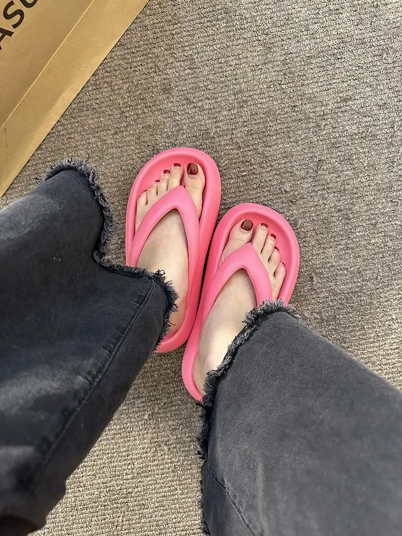 Women's Black Thick Sole Flip Flops Summer 2024 - Image 2