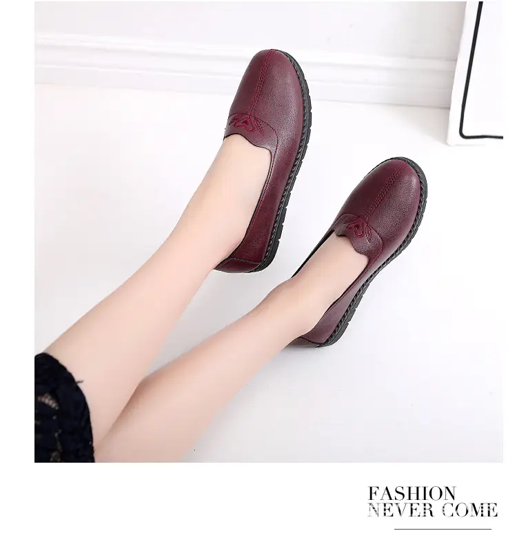 Middle-aged and elderly spring and autumn single shoes round head old Beijing cloth shoes flat heel soft bottom low top soft bottom casual women's shoes manufacturers on behalf — feature 9