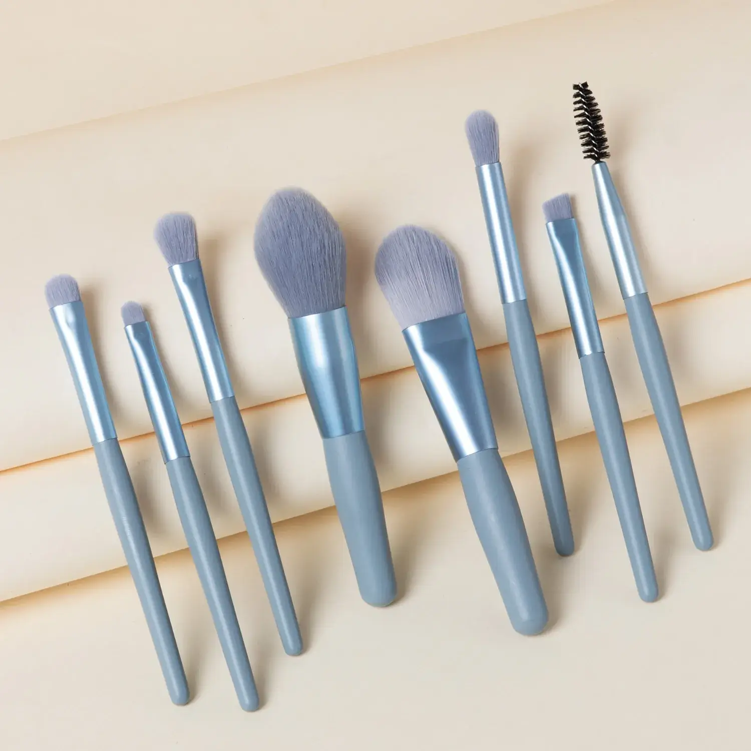 13-Piece Makeup Brush Set with Loose Powder & Blush Brushes