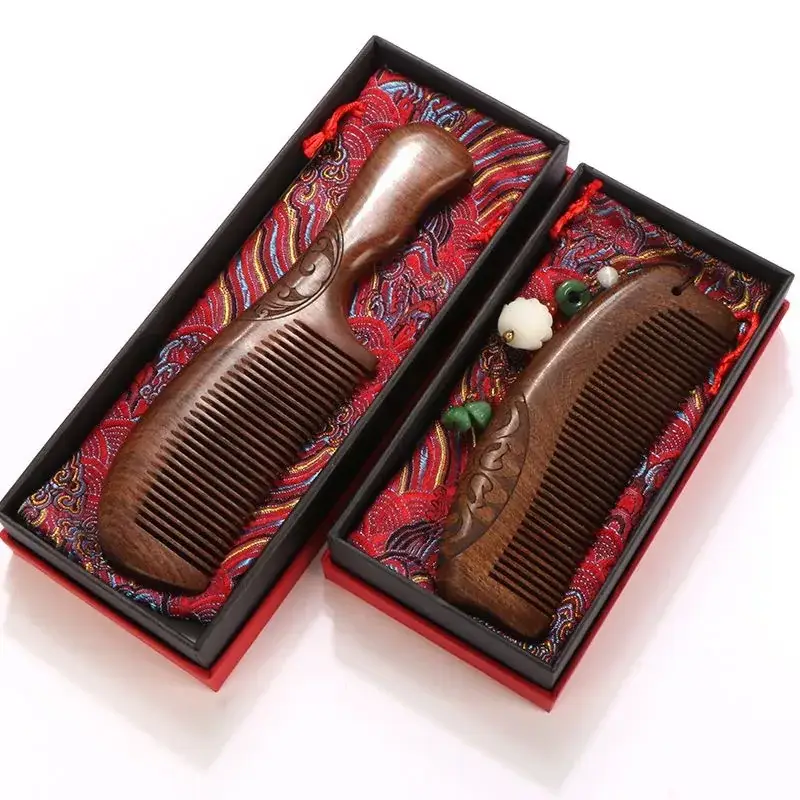 Black Gold Sandalwood Comb Gift Box for Men - Image 15