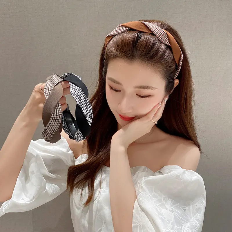 Women's Summer Hair Pressing Headband Brown Patterned — feature 1