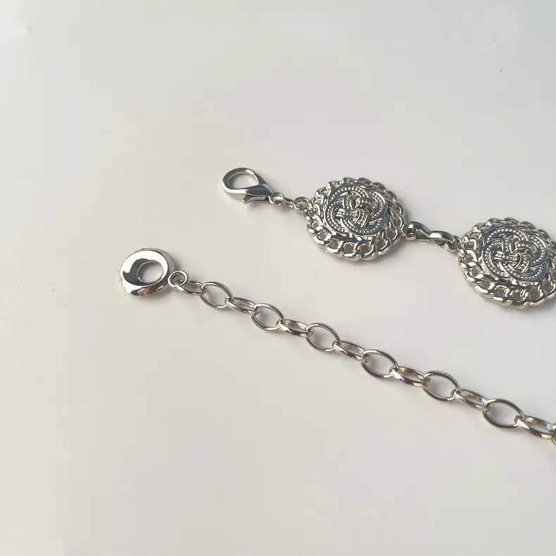 Vintage Ethnic Metal Waist Chain for Women — feature 7