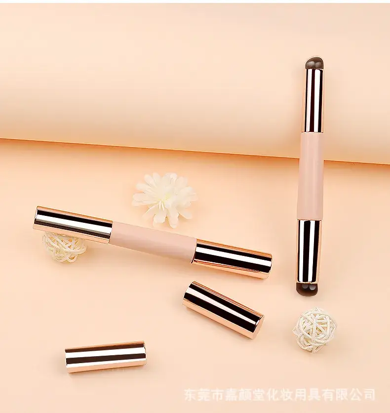 Double Headed Silicone Lip Brush Single Use Q Cap — feature 13