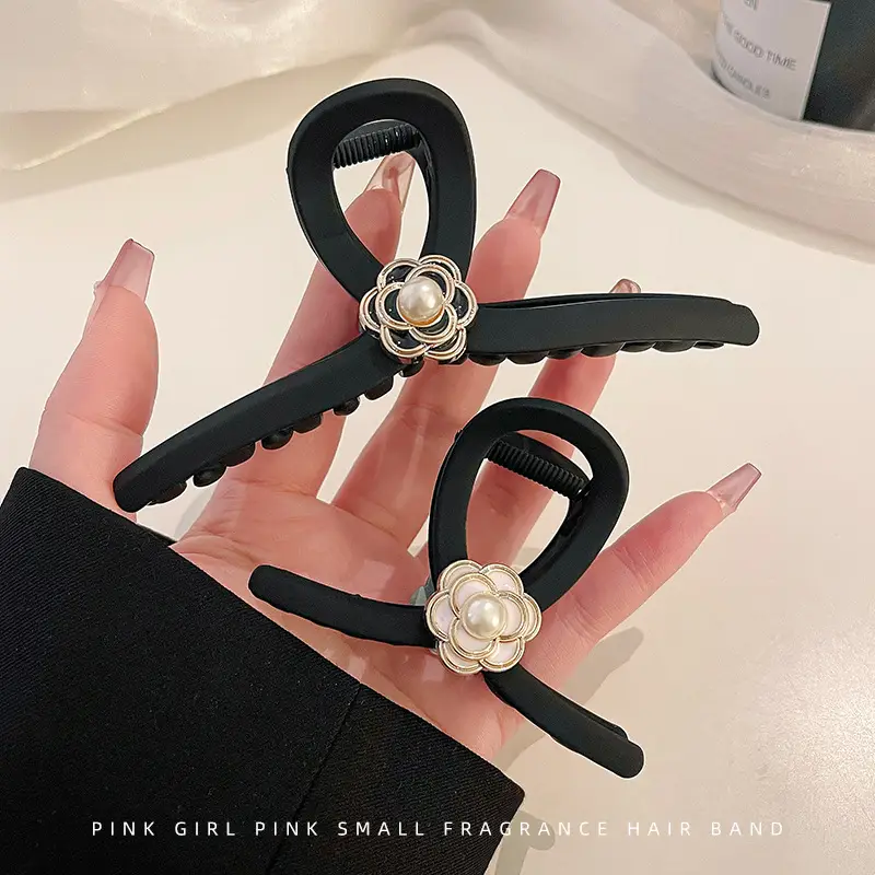 Black Pearl Flower Hair Clip for Women