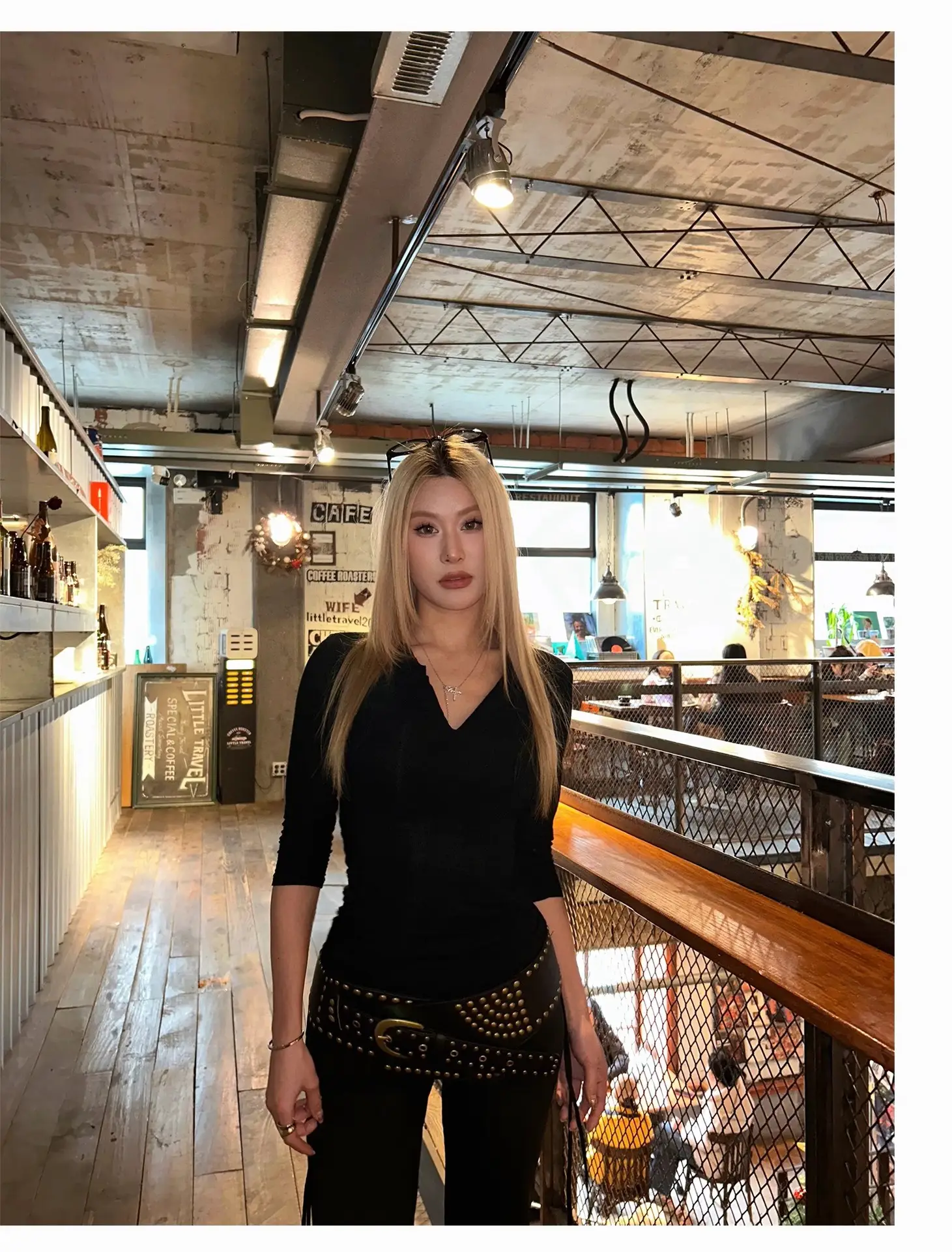 2025 New European Retro Metal Buckle Eyelet Multi-Hole Splicing Wide Waist Leather Belt Versatile Belt — feature 12