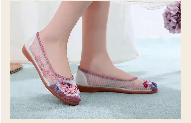 Spring and Summer New Old Beijing Cloth Shoes Breathable Mesh Shoes Women's Middle-aged and Elderly Mother Shoes Non-slip Soft Sole All-match Embroidered Sandals — feature 15