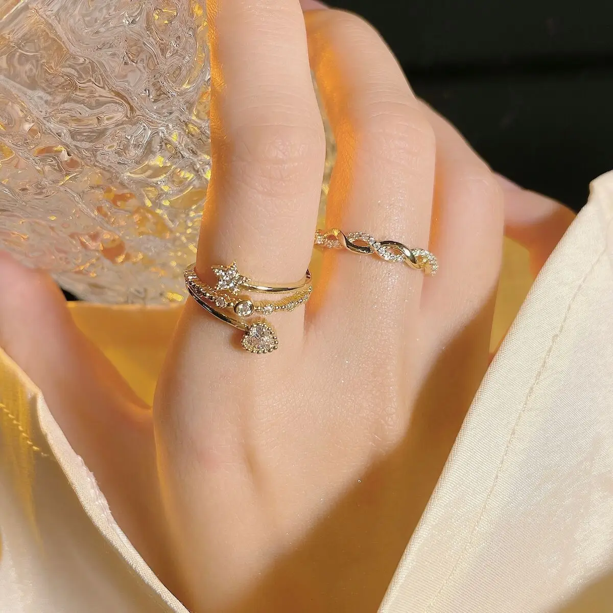 Love Five-Peared Star Ring for Women Gold Plated — feature 4