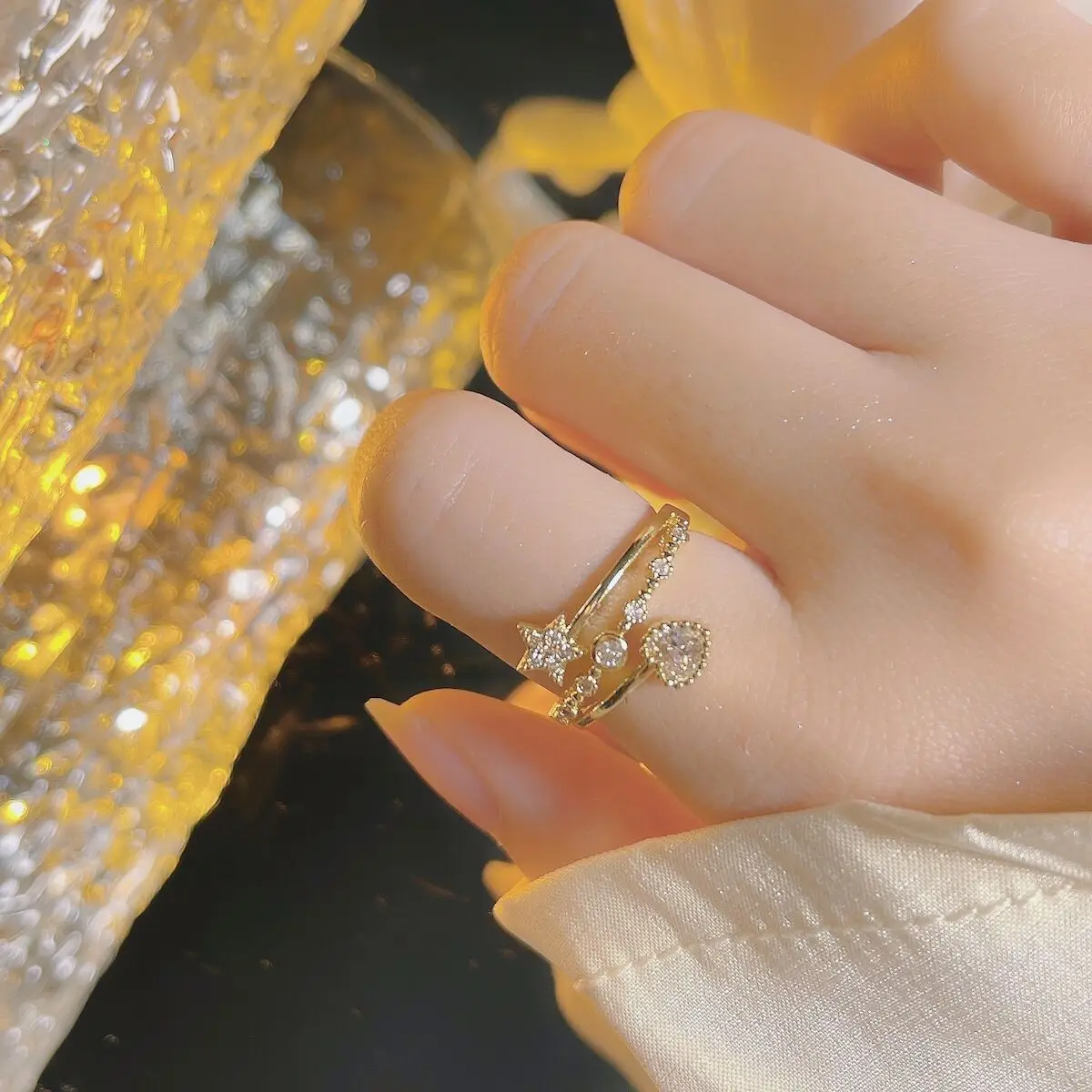 Love Five-Peared Star Ring for Women Gold Plated — feature 5
