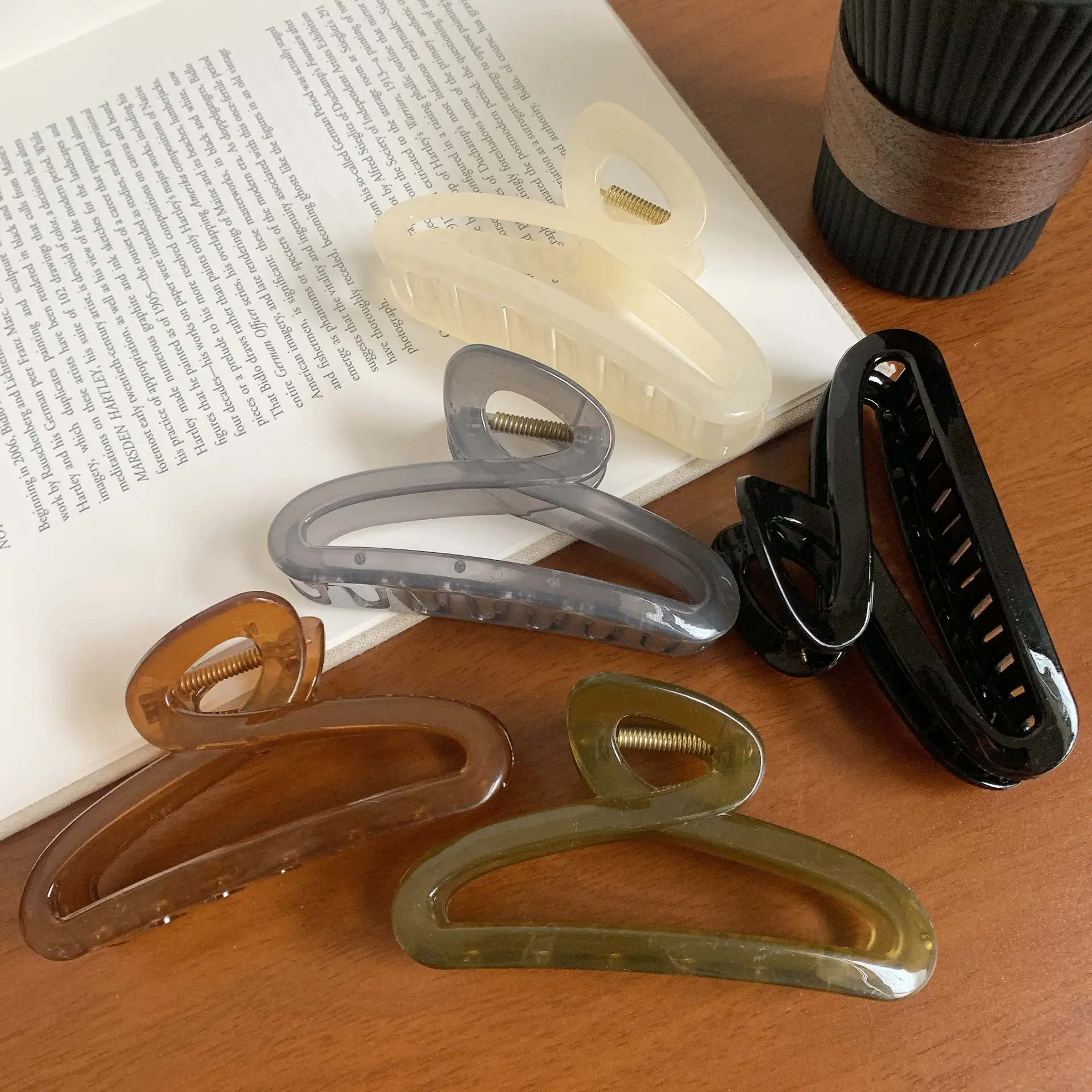 Jelly Hair Clip Women's 2024 New High-end Shark Clip — feature 15