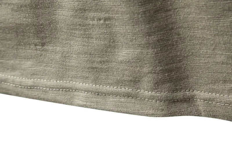 Men's V-neck T-shirt Olive Green 4-Button Slub Cotton — feature 40