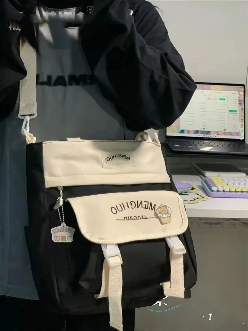 Ins All-match College Style Crossbody Bag Large Capacity Tote Bag — feature 3