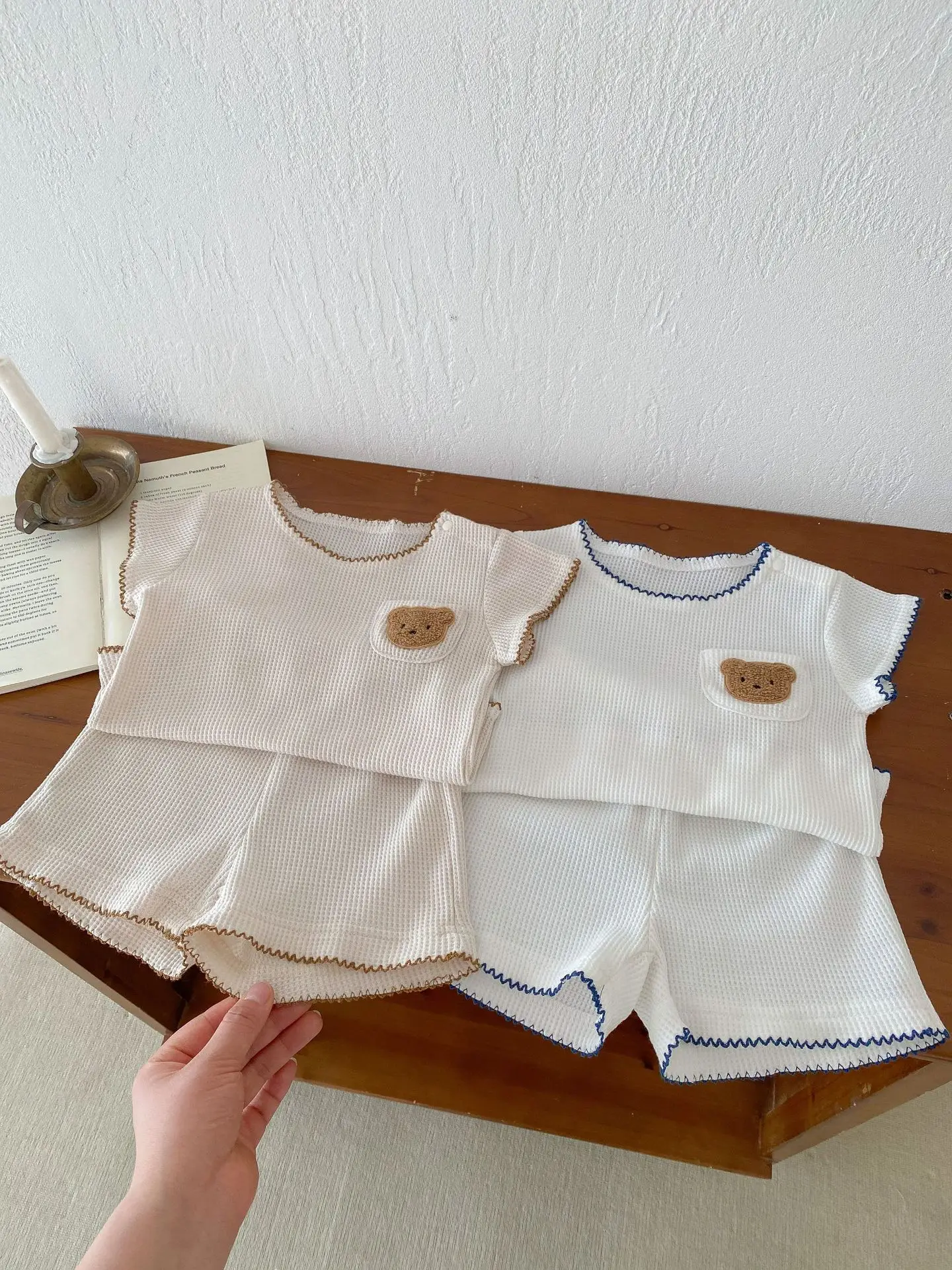 2024 Korean Style Boys White Bear Embroidered Suit — feature 1