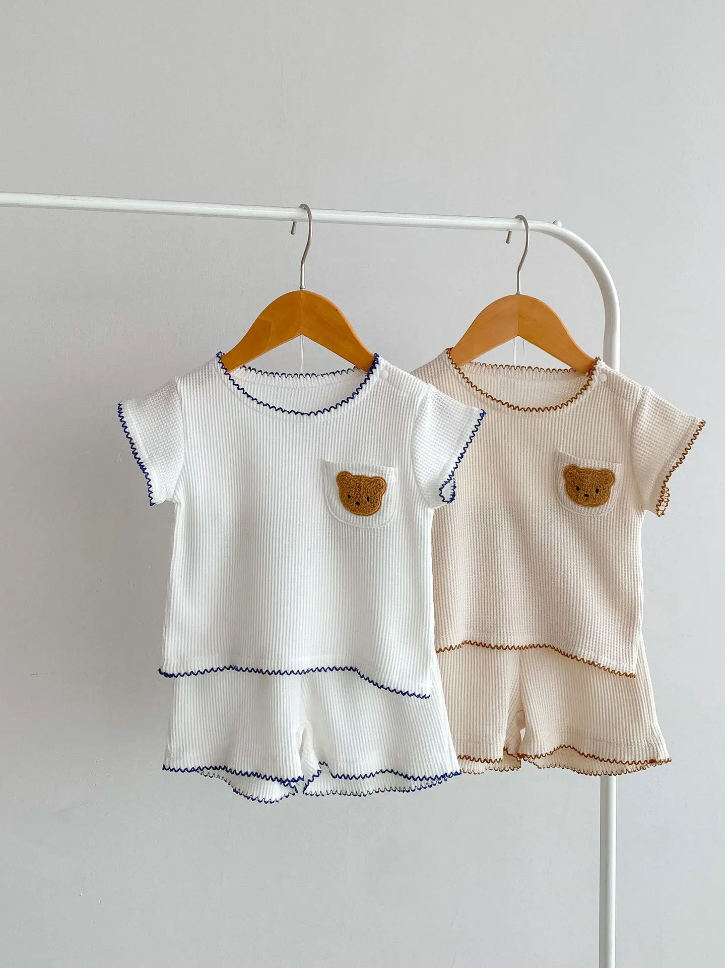 2024 Korean Style Boys White Bear Embroidered Suit — feature 5