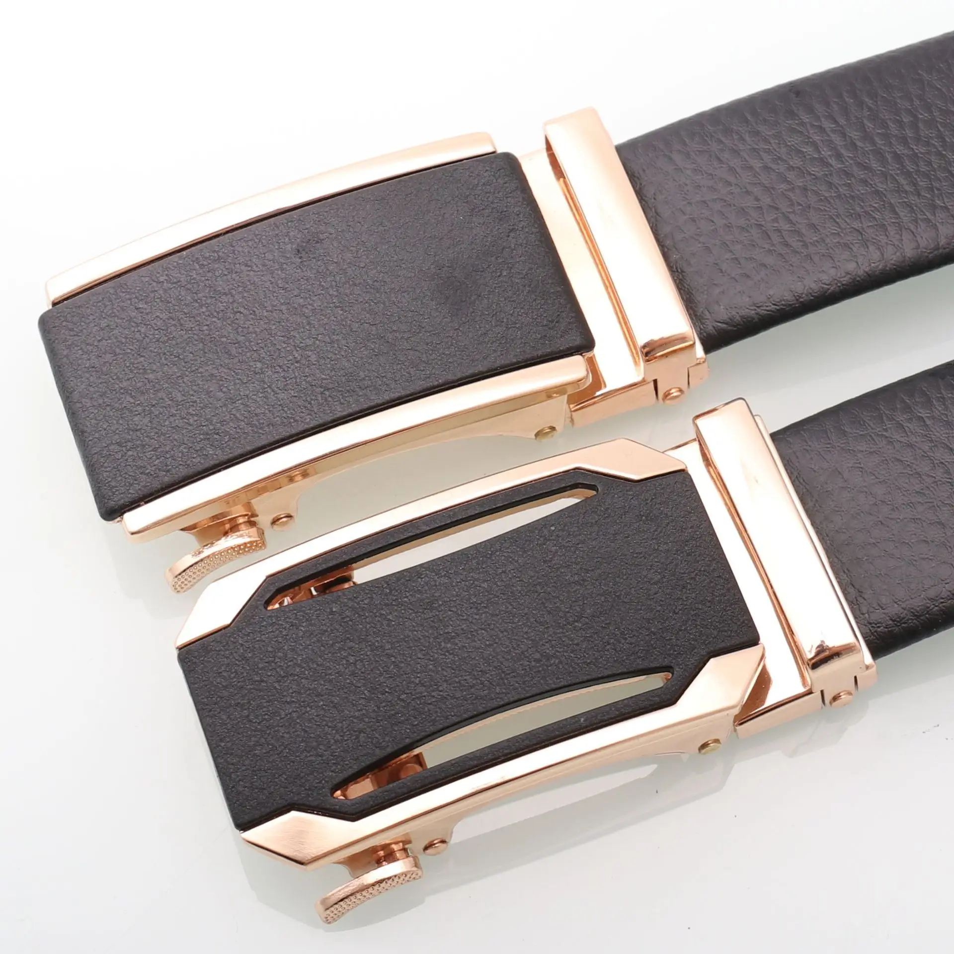Men's Black Leather Belt with Rose Gold Automatic Buckle - Image 16