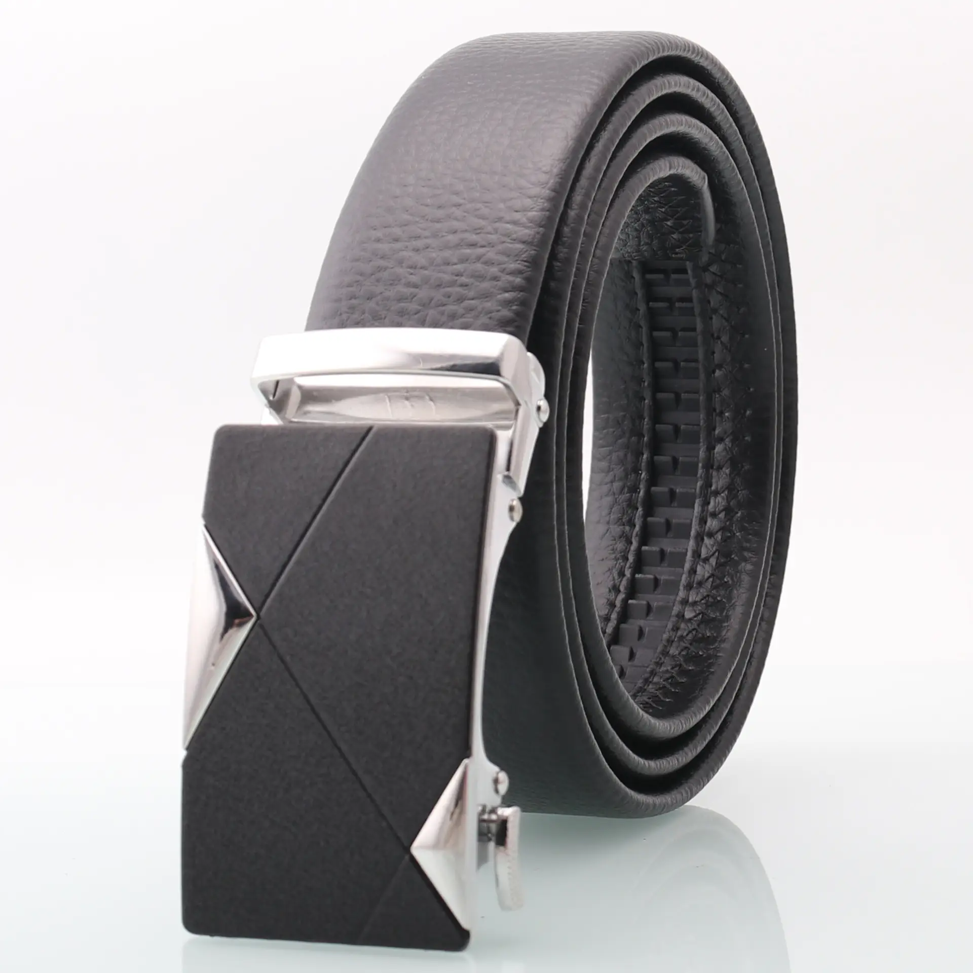 Men's Black Leather Belt with Rose Gold Automatic Buckle - Image 2