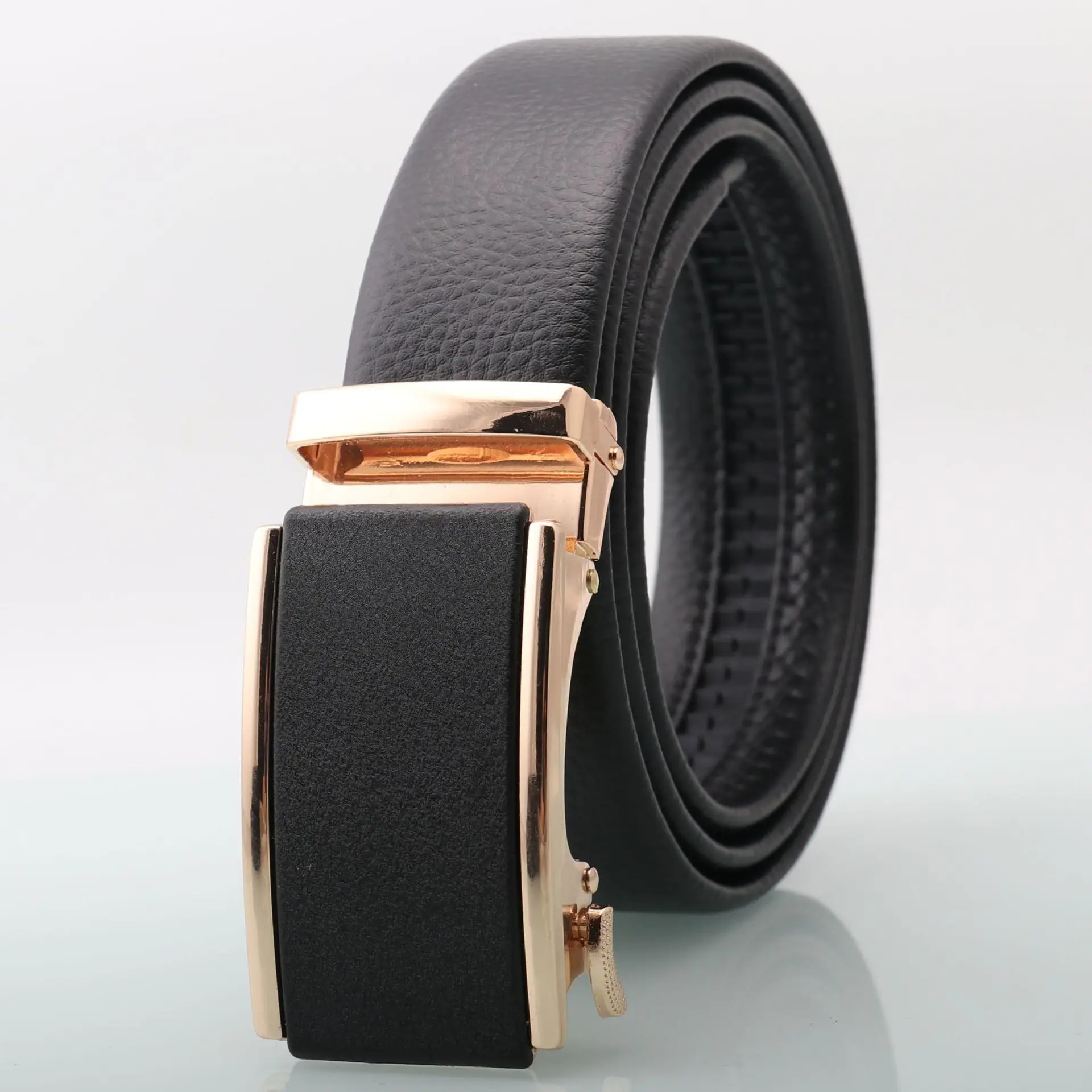 Men's Black Leather Belt with Rose Gold Automatic Buckle - Image 4