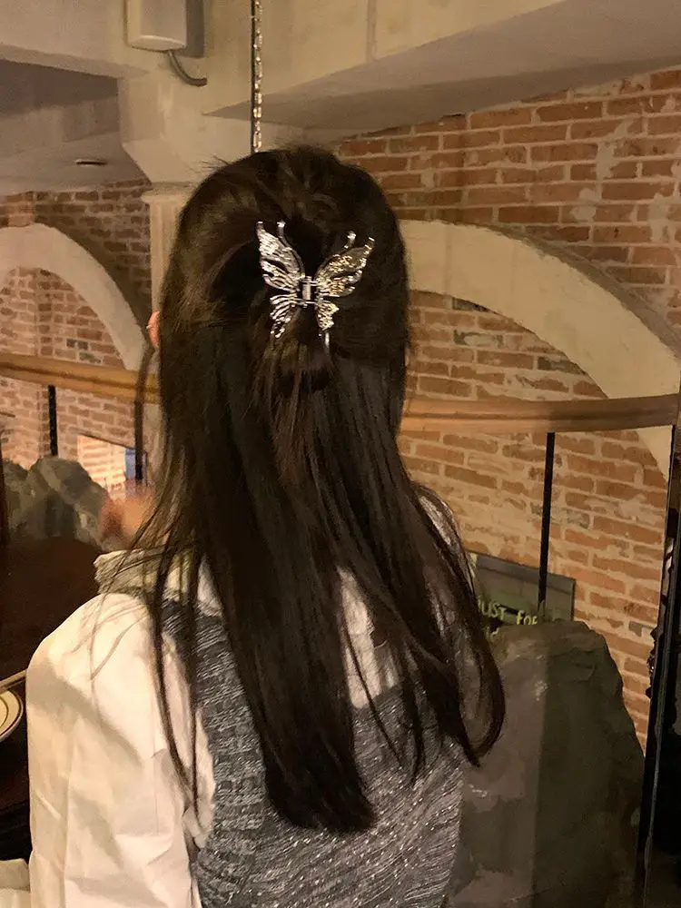 Liquid Butterfly Hair Clip for Women 2024 New — feature 2