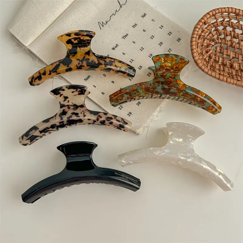 French Retro Leopard Print Hair Clip for Women - Image 8