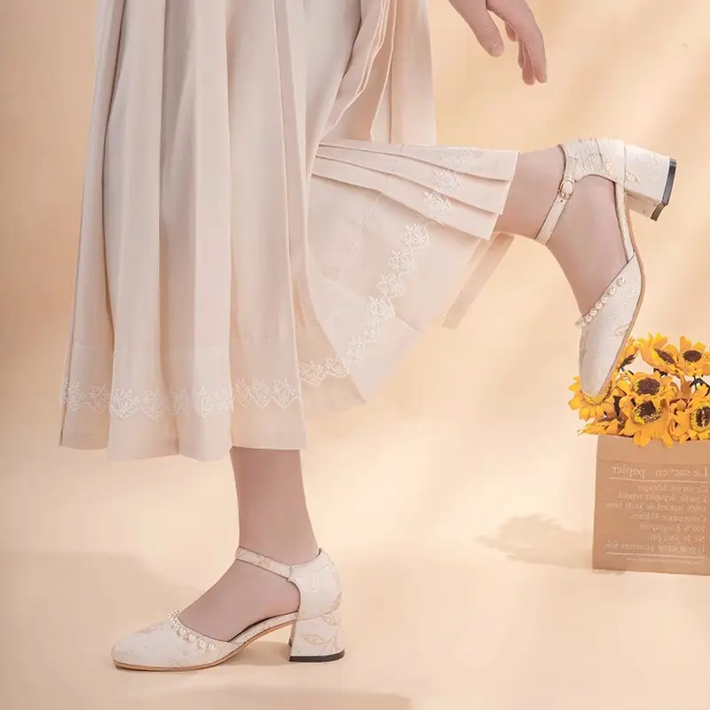 High Heels for Women 2025 Summer New Daily Square Toe Thick Heel New Chinese Style Versatile One-Line Pearl Shoes for Women - Image 4