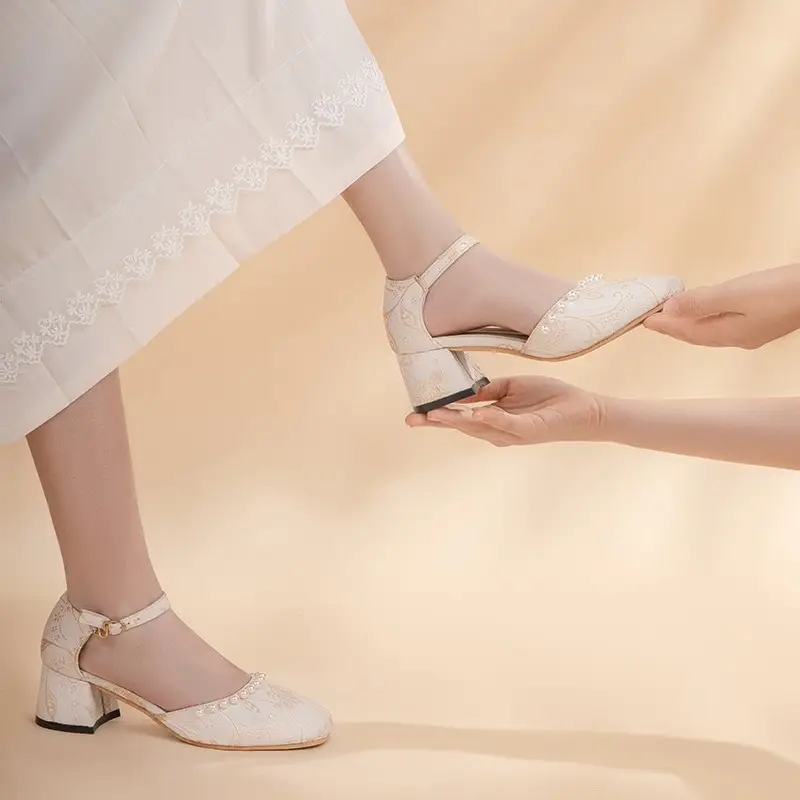 High Heels for Women 2025 Summer New Daily Square Toe Thick Heel New Chinese Style Versatile One-Line Pearl Shoes for Women - Image 5