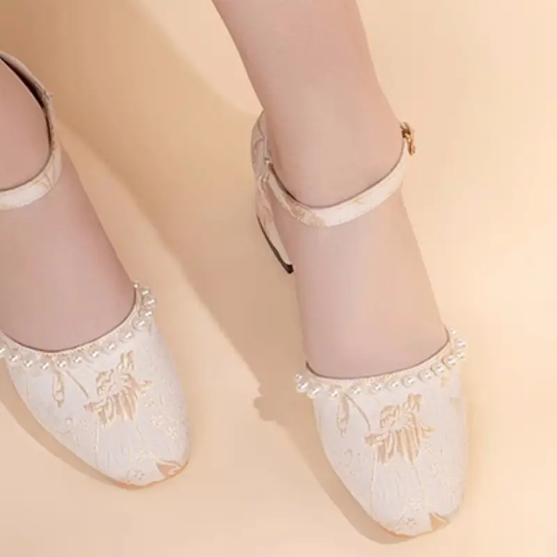 High Heels for Women 2025 Summer New Daily Square Toe Thick Heel New Chinese Style Versatile One-Line Pearl Shoes for Women — feature 4