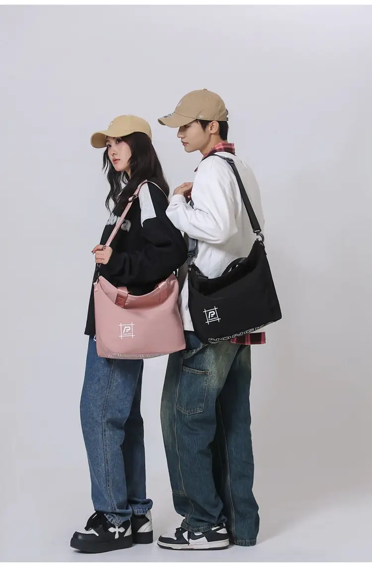 New Nylon Shoulder Bag Large Capacity for Men Women — feature 27