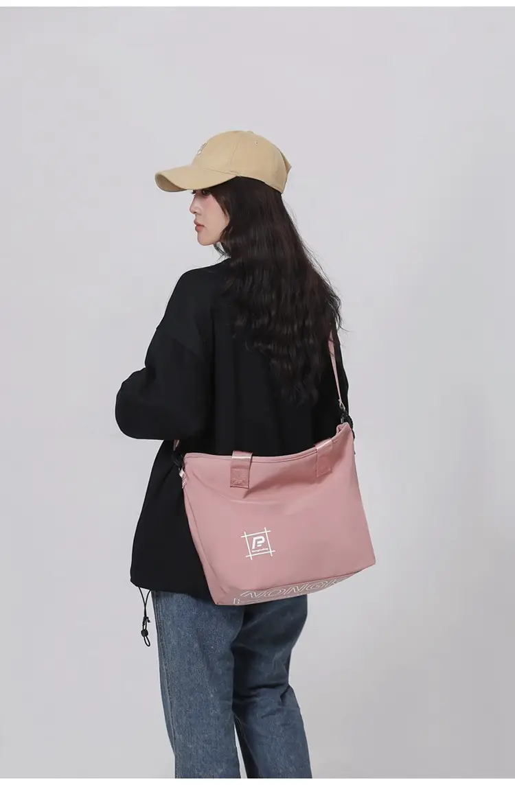New Nylon Shoulder Bag Large Capacity for Men Women — feature 32