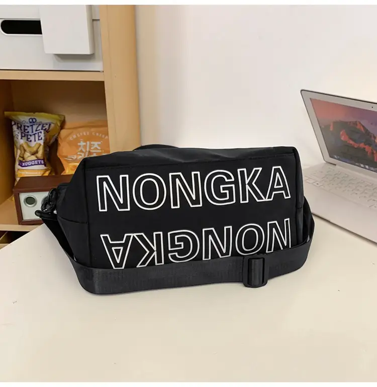 New Nylon Shoulder Bag Large Capacity for Men Women — feature 46