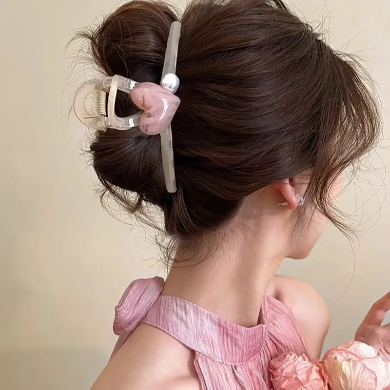 Large Acrylic Pearl Hair Clip Women's High-end Shark Clip - Image 4