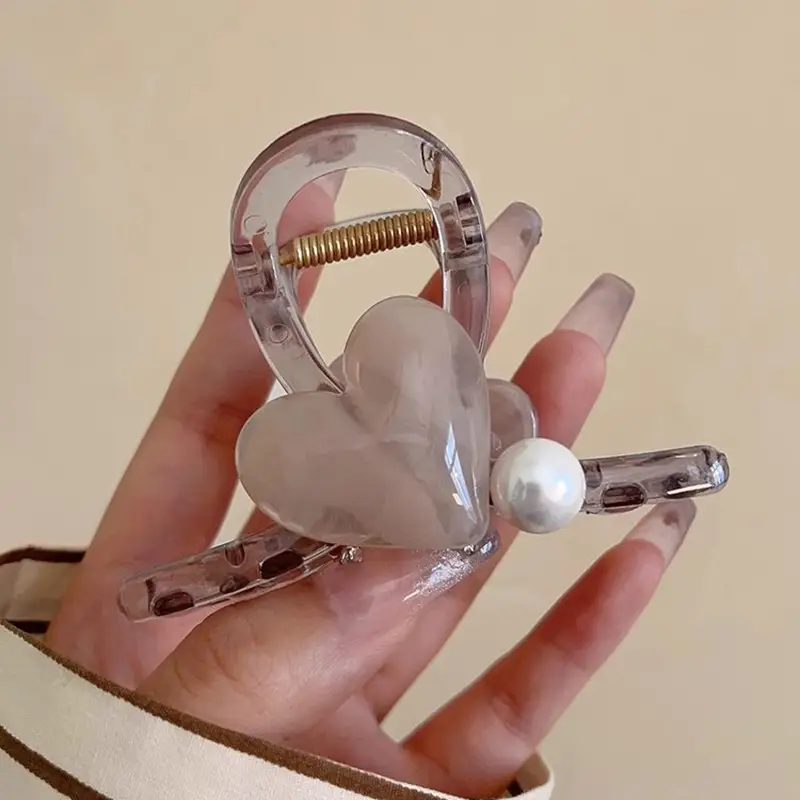 Large Acrylic Pearl Hair Clip Women's High-end Shark Clip - Image 3