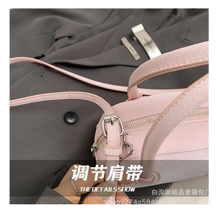 Black French Niche Shoulder Bag for Women 2026 — feature 12