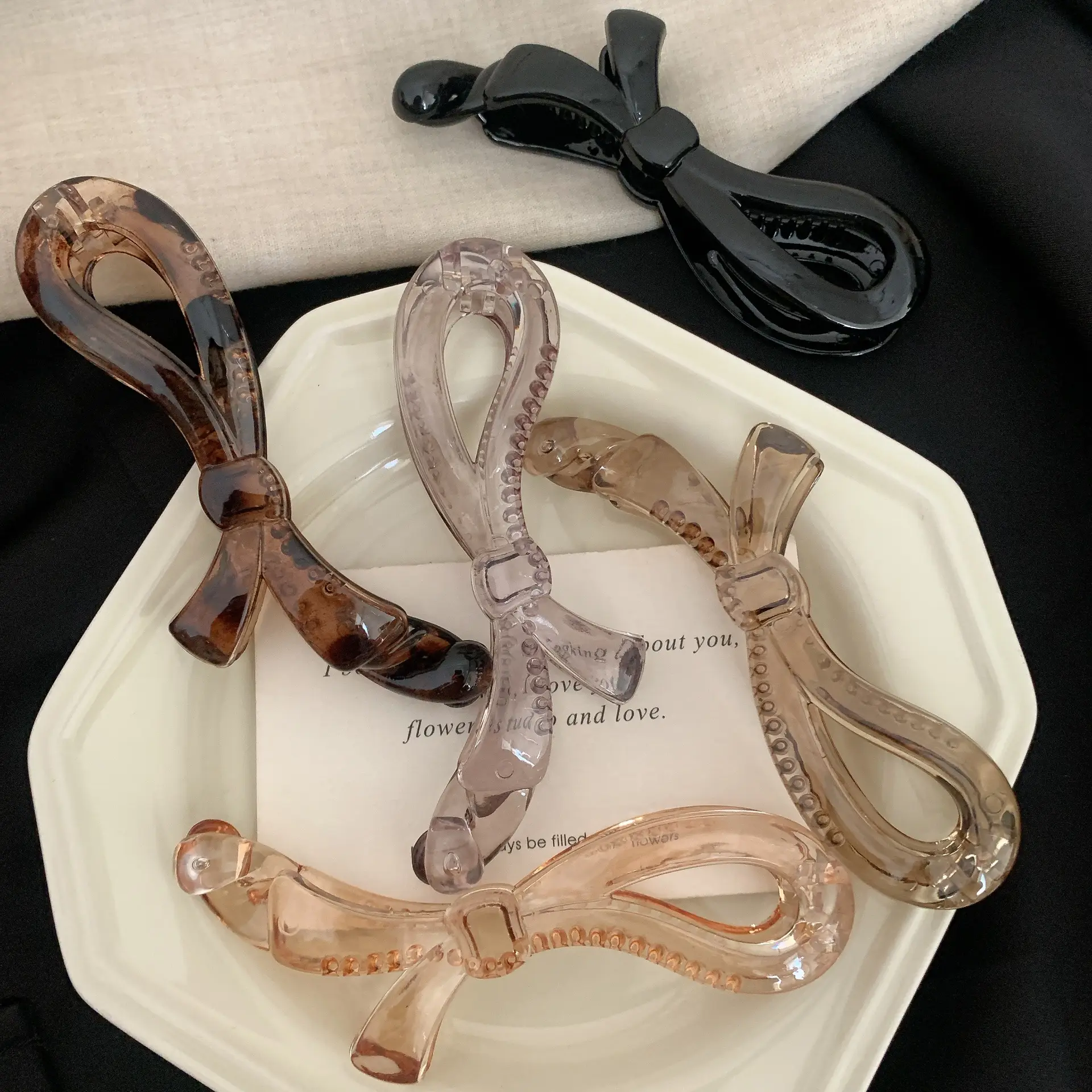 Korean Medium Banana Clip Hairpin for Girls