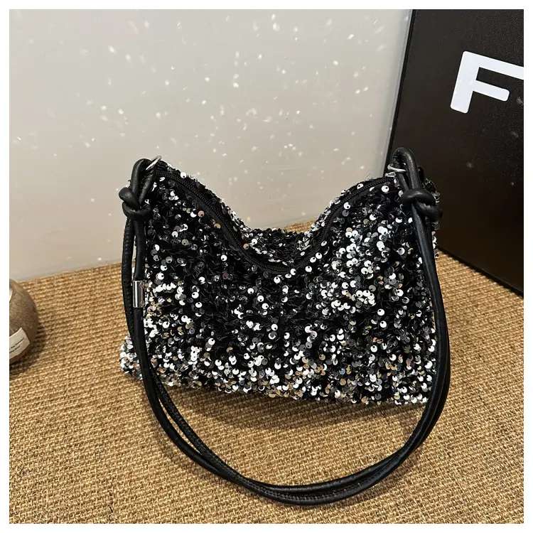 Stylish Sequin Shoulder Bag 2024 New Textile Casual Personalized Simple Crossbody Large Capacity Underarm Women's Trendy Bag — feature 23