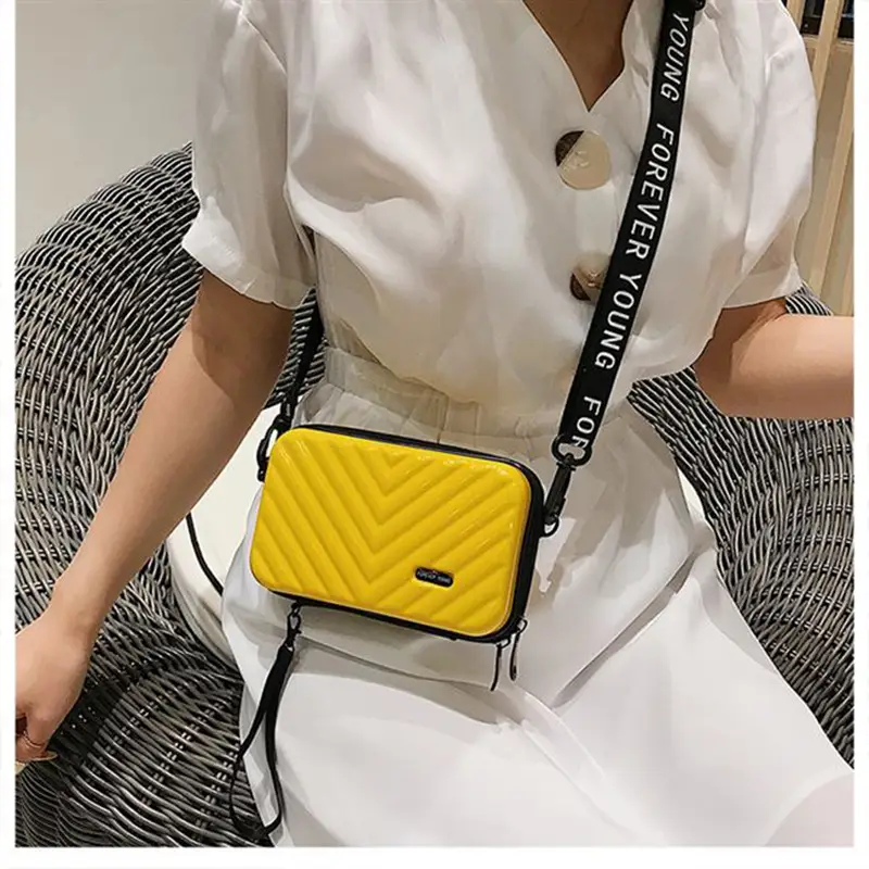 7inch Hard Shell Cosmetic Bag Women Crossbody — feature 3