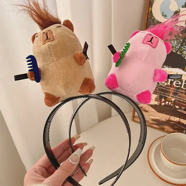 Lovable Capibala Hair Doll Hairband Female 2024 New Funny Going Out to Take Photos Headband Pressing Hairpin