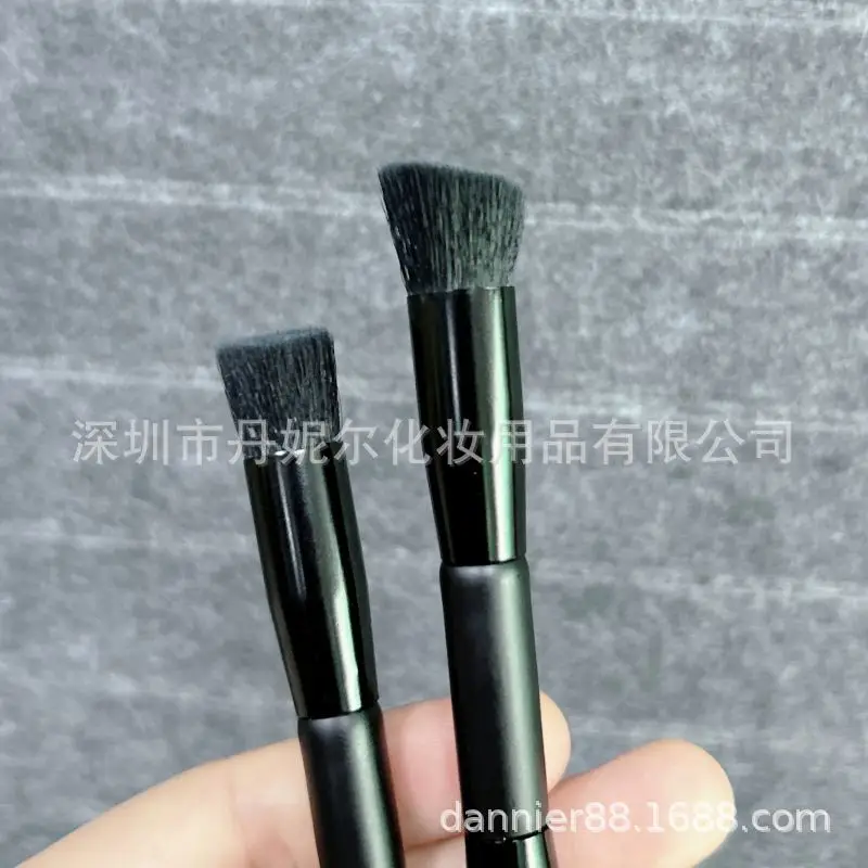 Dark Circles Concealer Sponge Brush for Skin — feature 9