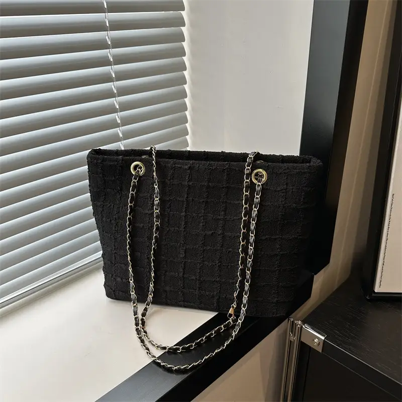 Grey Chain Shoulder Bag for Women 2024 Spring Summer - Image 7