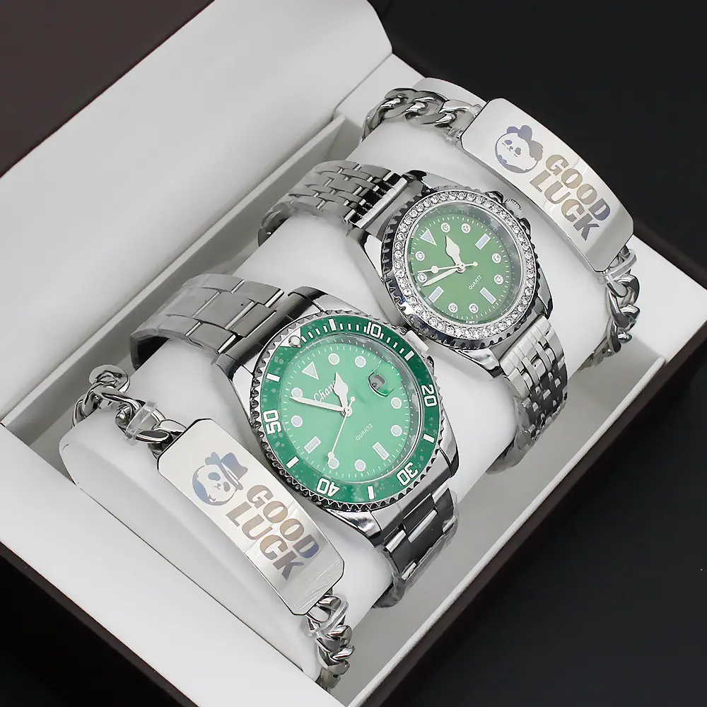 Couple Green Quartz Bracelet Watch Set for Men & Women — feature 3