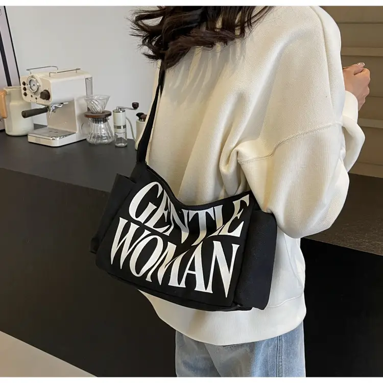 Women's Black "Gentle Woman" Shoulder Bag 2024 — feature 14