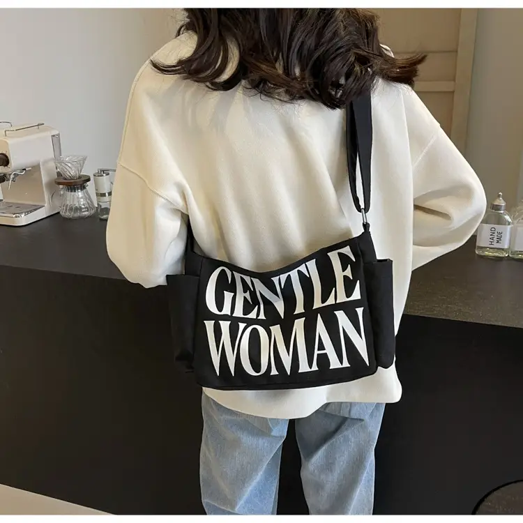 Women's Black "Gentle Woman" Shoulder Bag 2024 — feature 15