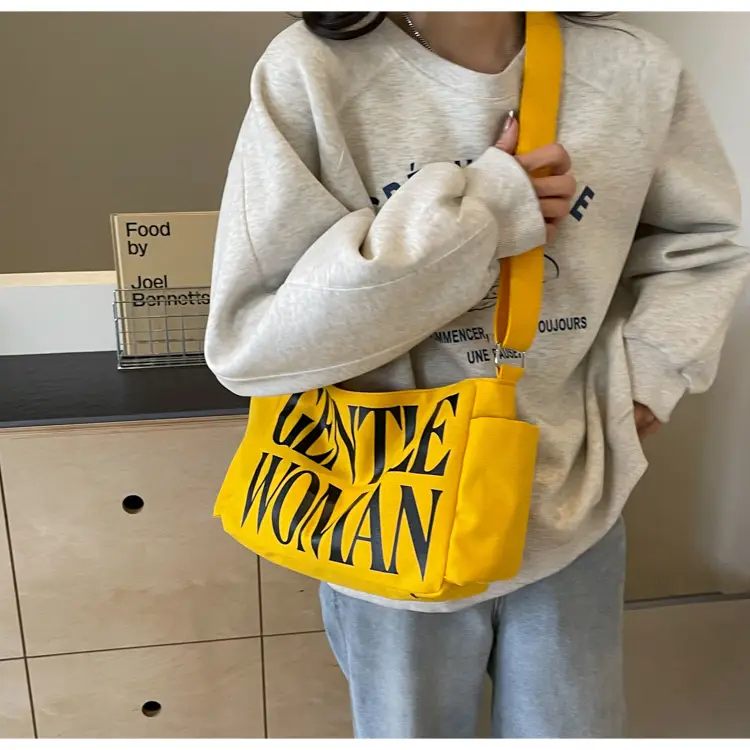 Women's Black "Gentle Woman" Shoulder Bag 2024 — feature 16