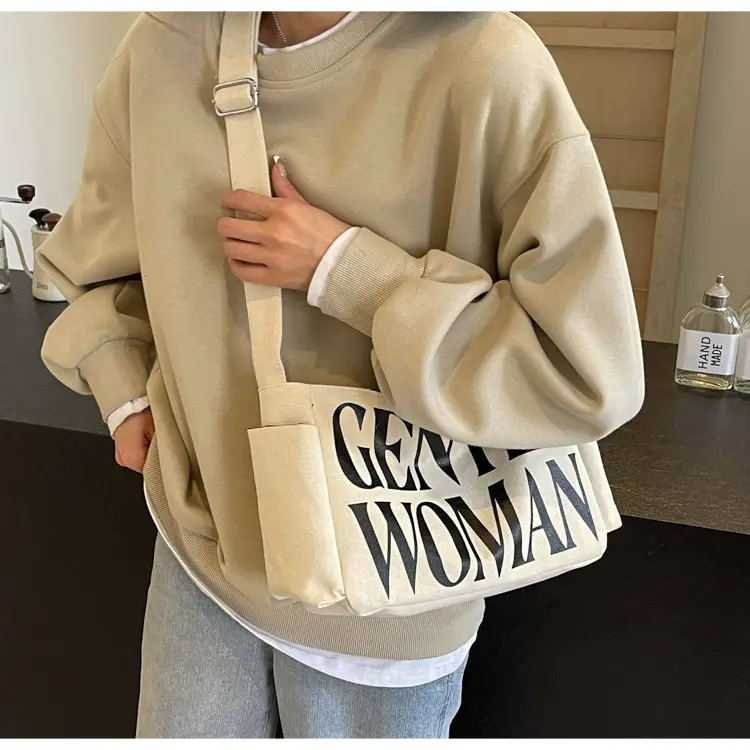 Women's Black "Gentle Woman" Shoulder Bag 2024 — feature 8