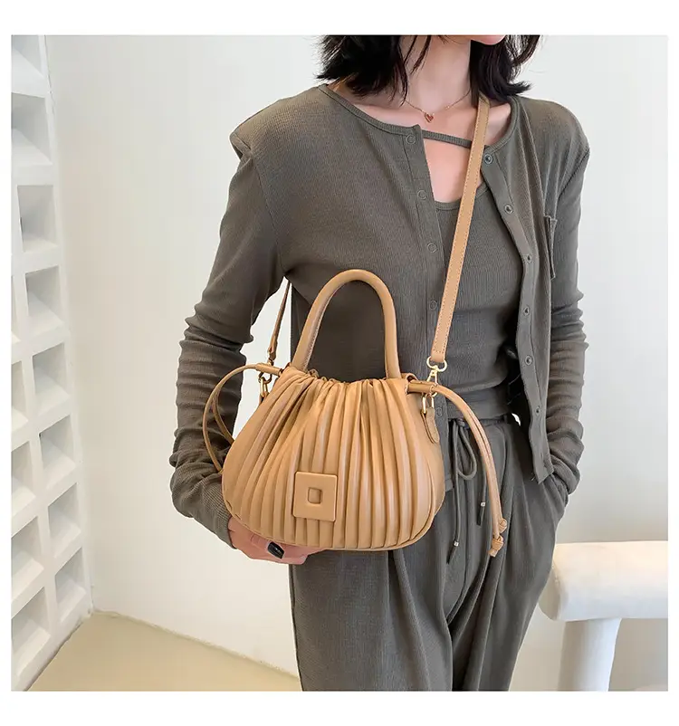 Green Textured Shoulder Crossbody Bag for Women 2024 — feature 11